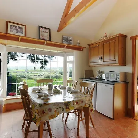 Nyaraló 2 Bed In Lismore Oc-ii06400 *